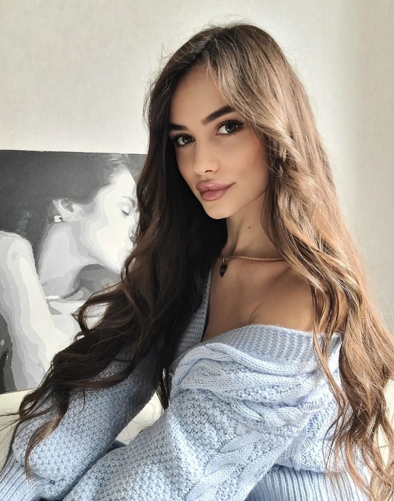 Sexy Kristina